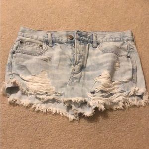 Light wash Jean shorts